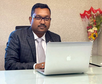 Mr. Sirajuddin Ansari Mr. Sirajuddin Ansari - Managing Director Sis
